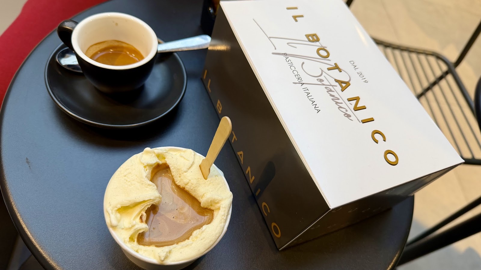 IL BOTANICO PASTICCERIA E GELATERIA in Camden Town London